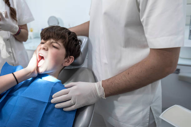 Best Emergency Treatment for Toothache in East Freehold, NJ